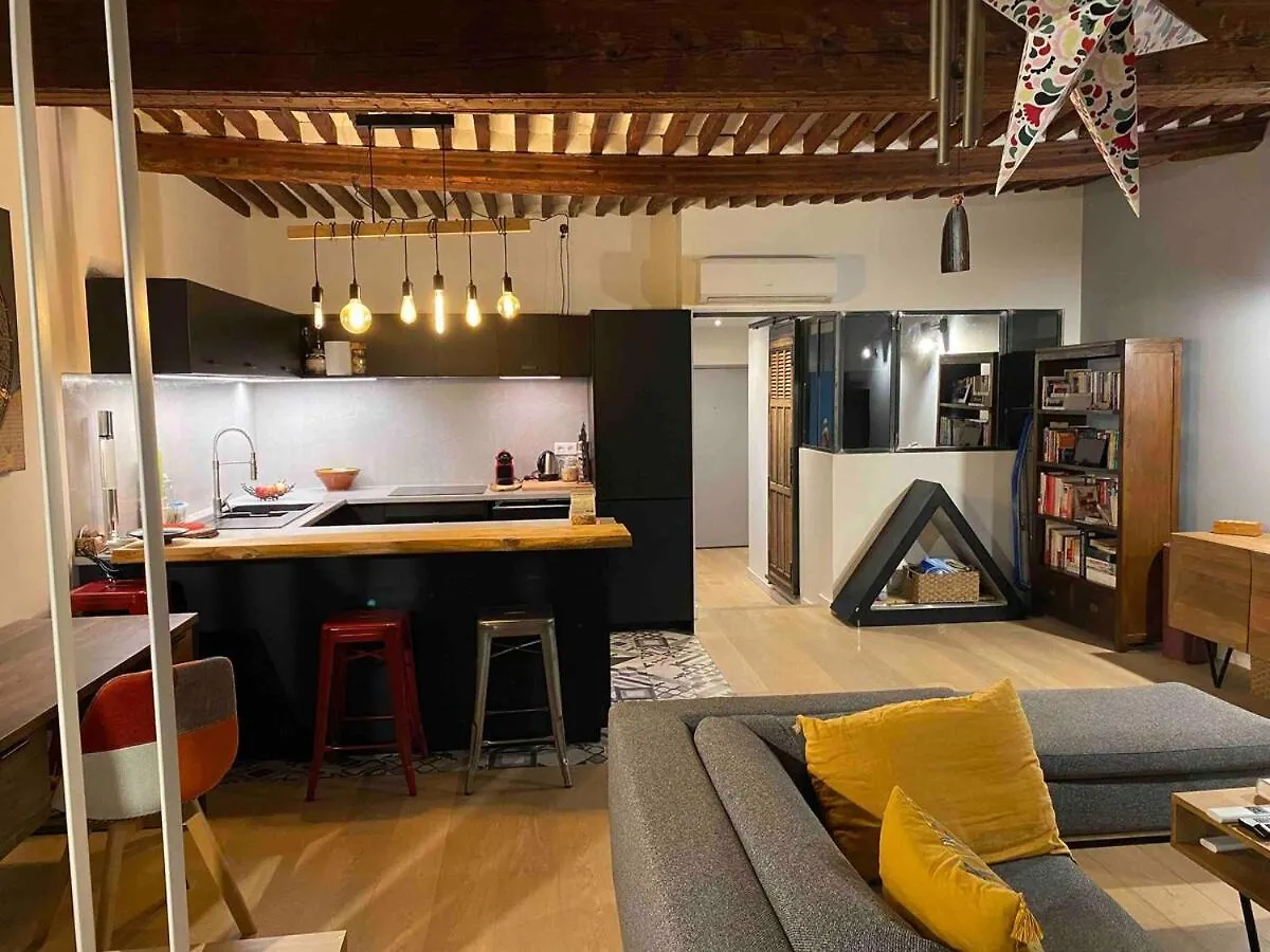 Les Precheurs Hideaway, Chic Retreat In Aix Historic Heart France