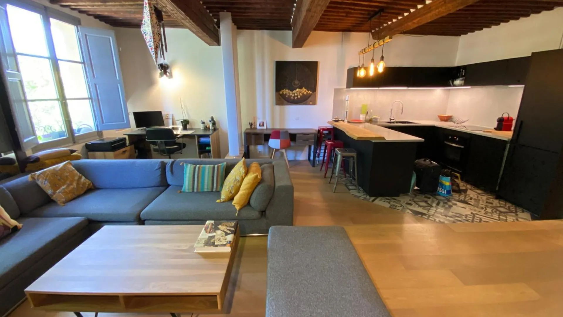 Les Precheurs Hideaway, Chic Retreat In Aix Historic Heart Apartment Aix-en-Provence