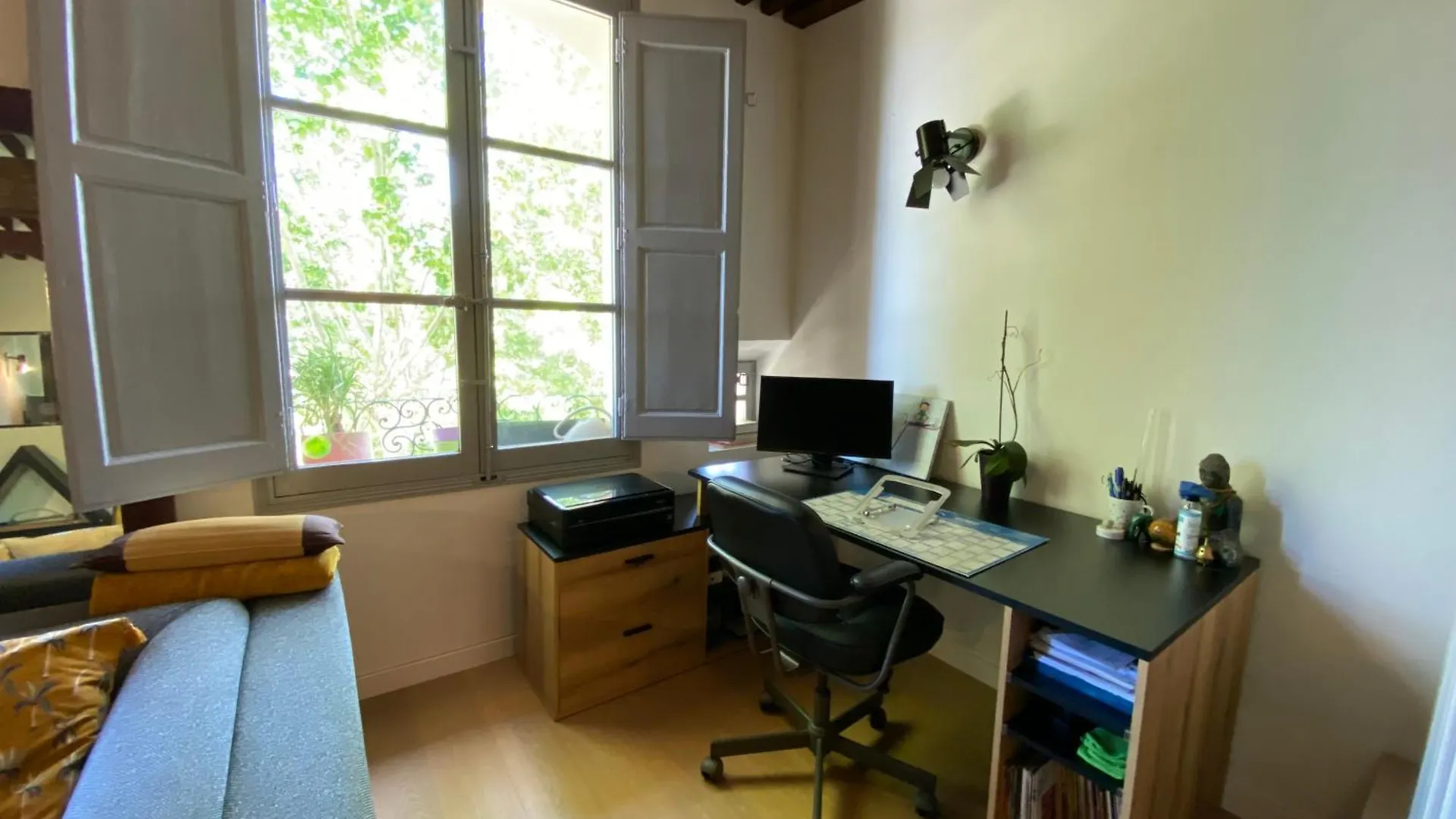 Apartment Les Precheurs Hideaway, Chic Retreat In Aix Historic Heart France